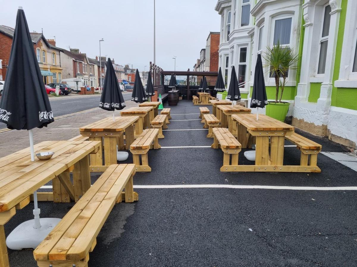 The Beechfield Hotel Blackpool Bagian luar foto
