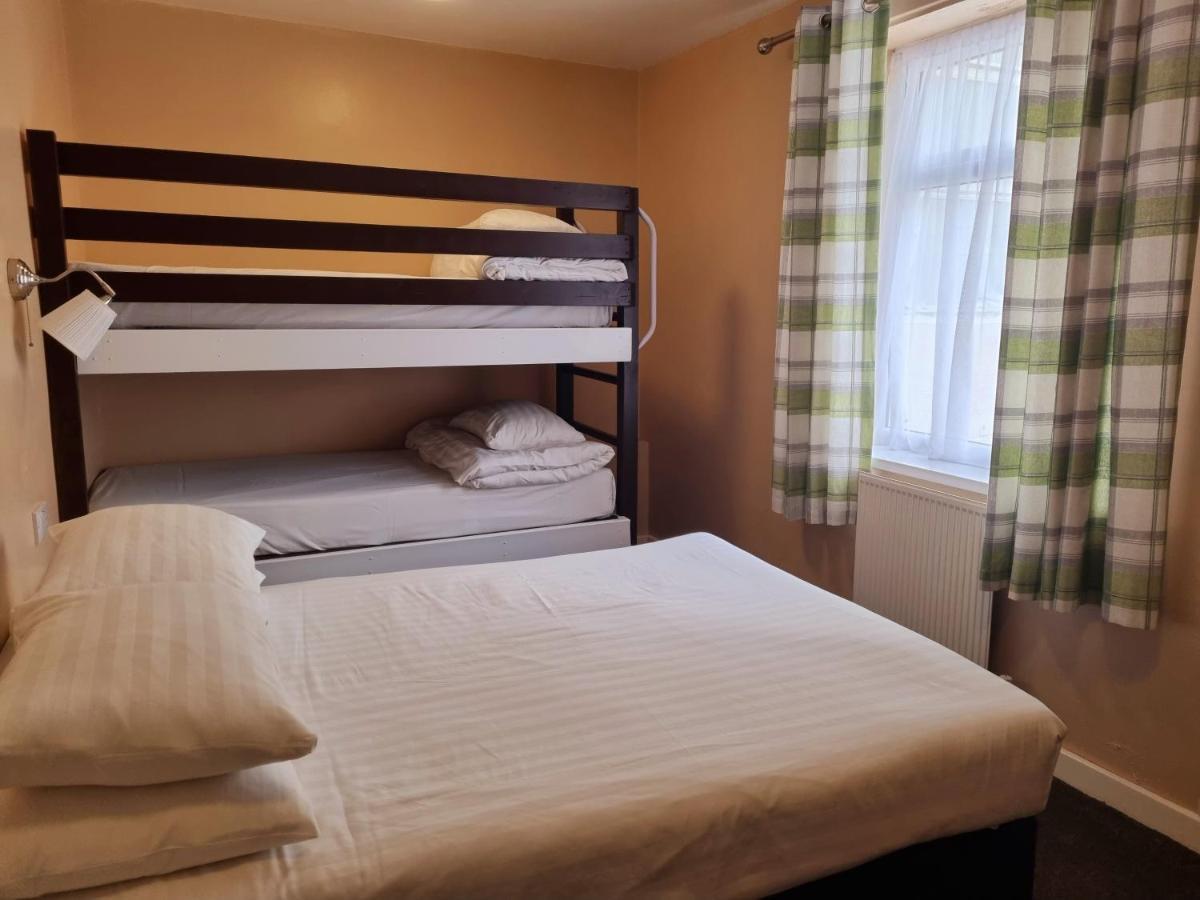 The Beechfield Hotel Blackpool Bagian luar foto