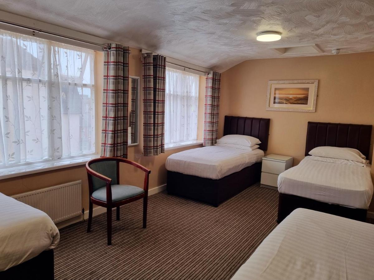 The Beechfield Hotel Blackpool Bagian luar foto