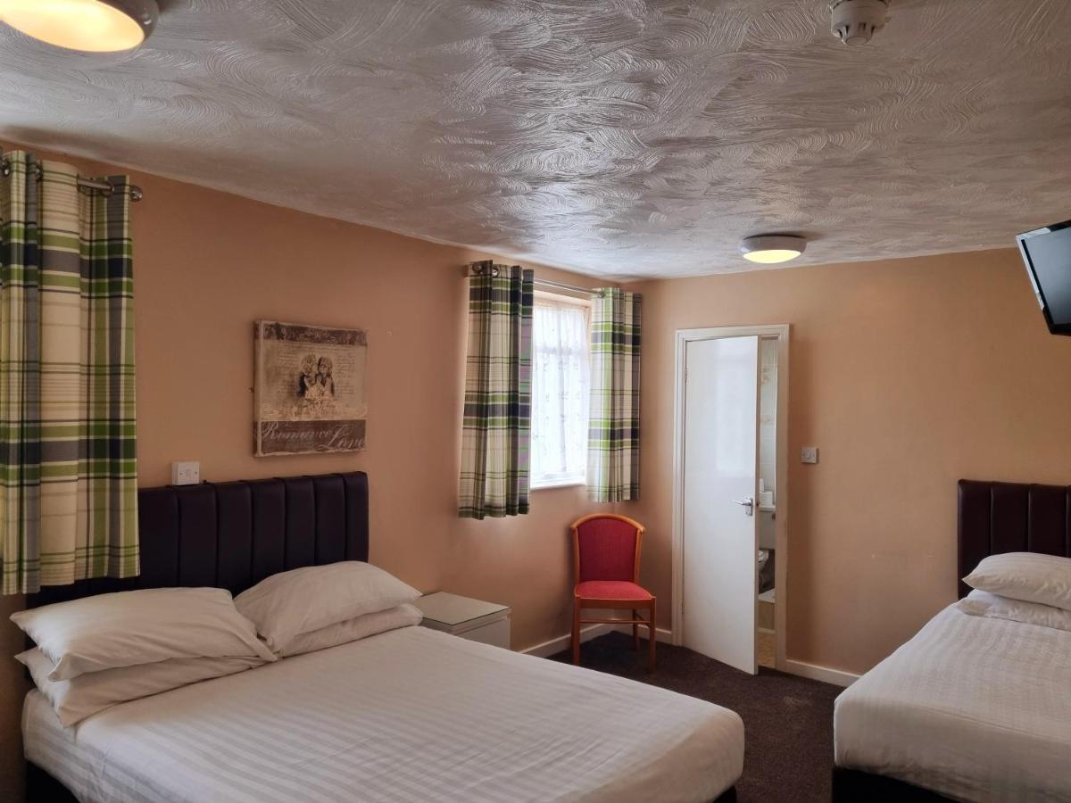 The Beechfield Hotel Blackpool Bagian luar foto