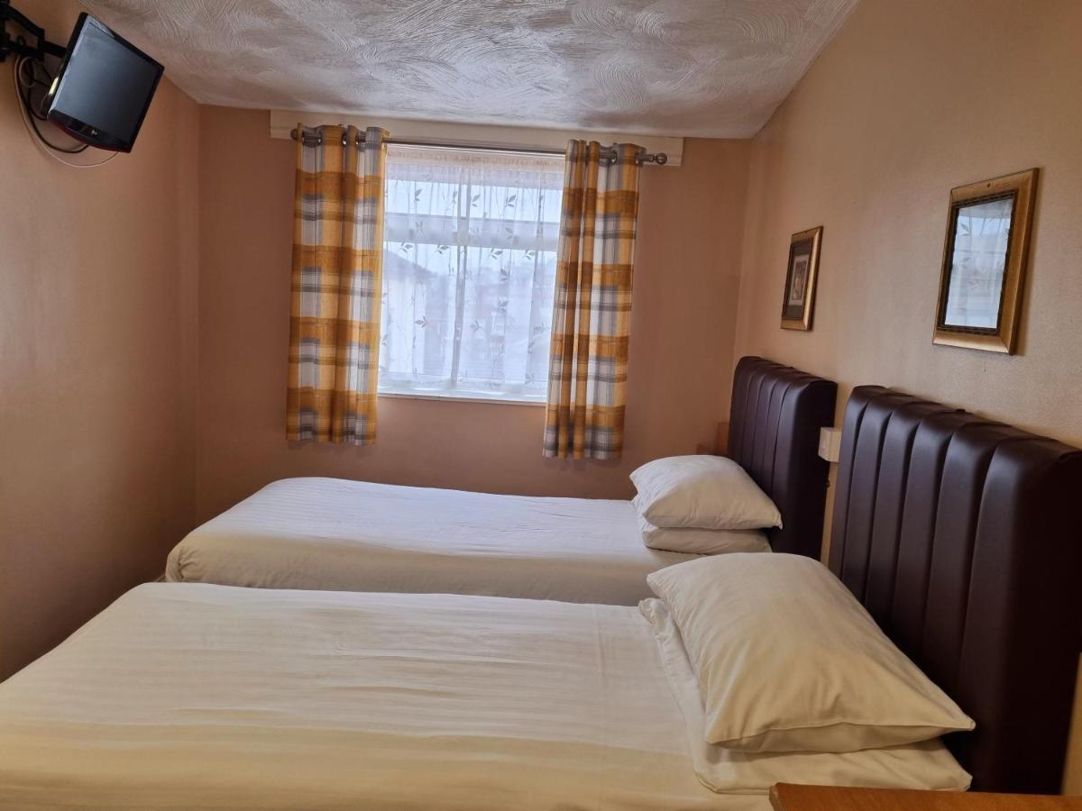 The Beechfield Hotel Blackpool Bagian luar foto