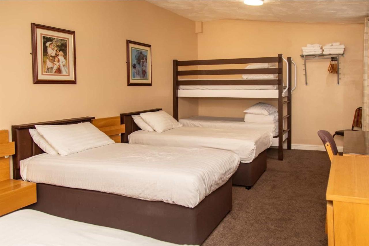 The Beechfield Hotel Blackpool Bagian luar foto
