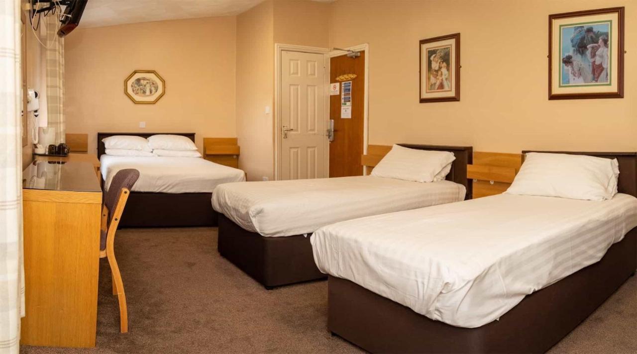The Beechfield Hotel Blackpool Bagian luar foto