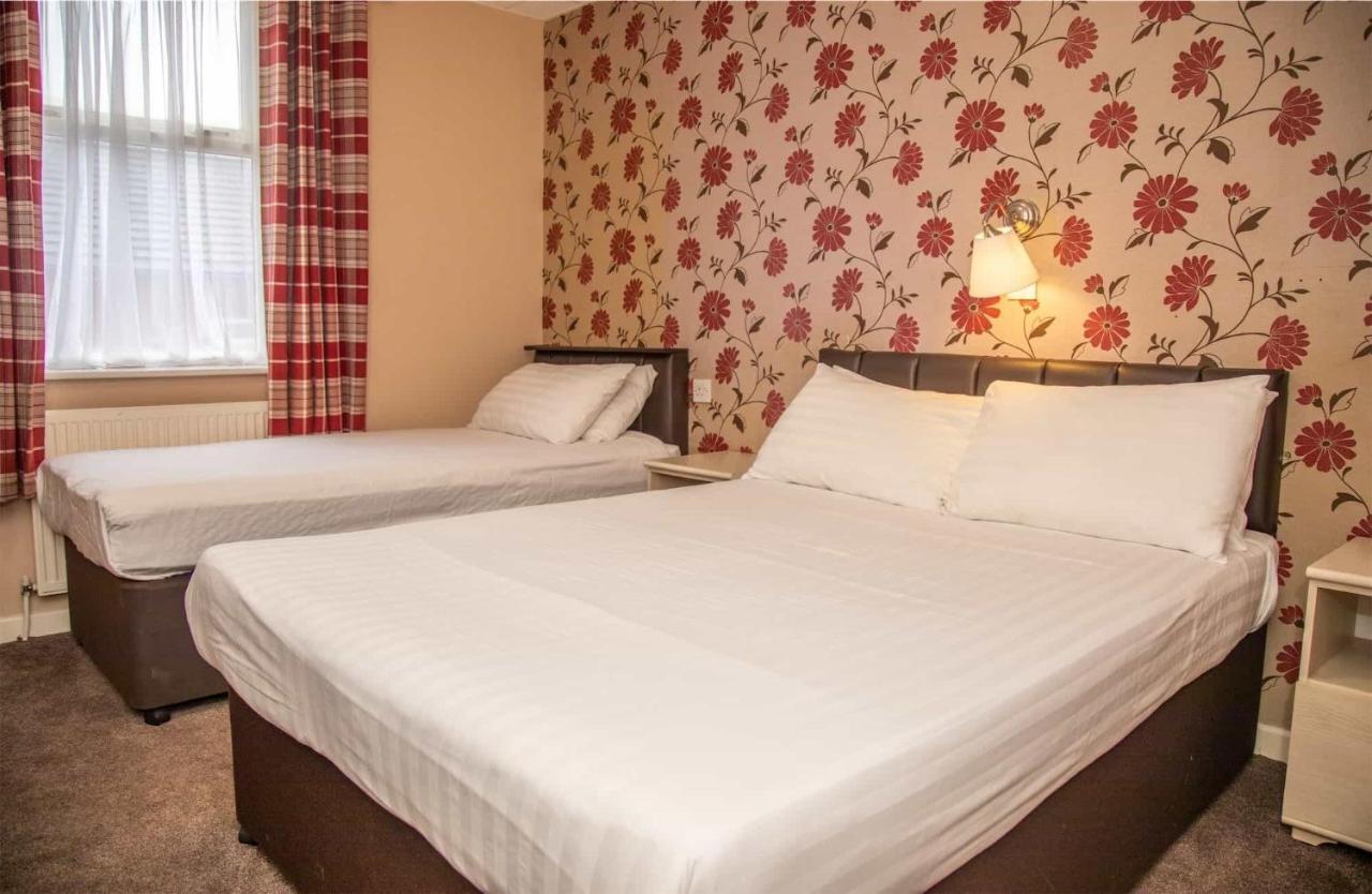 The Beechfield Hotel Blackpool Bagian luar foto