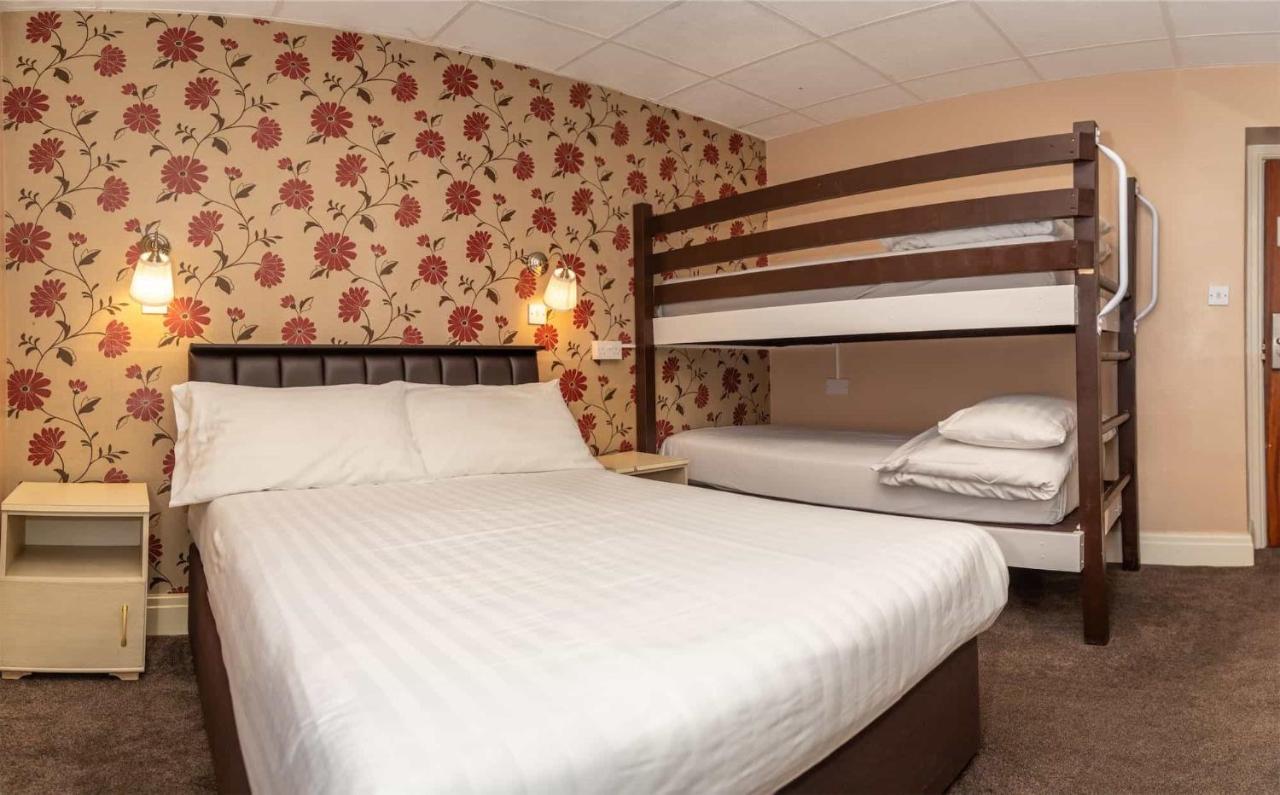 The Beechfield Hotel Blackpool Bagian luar foto